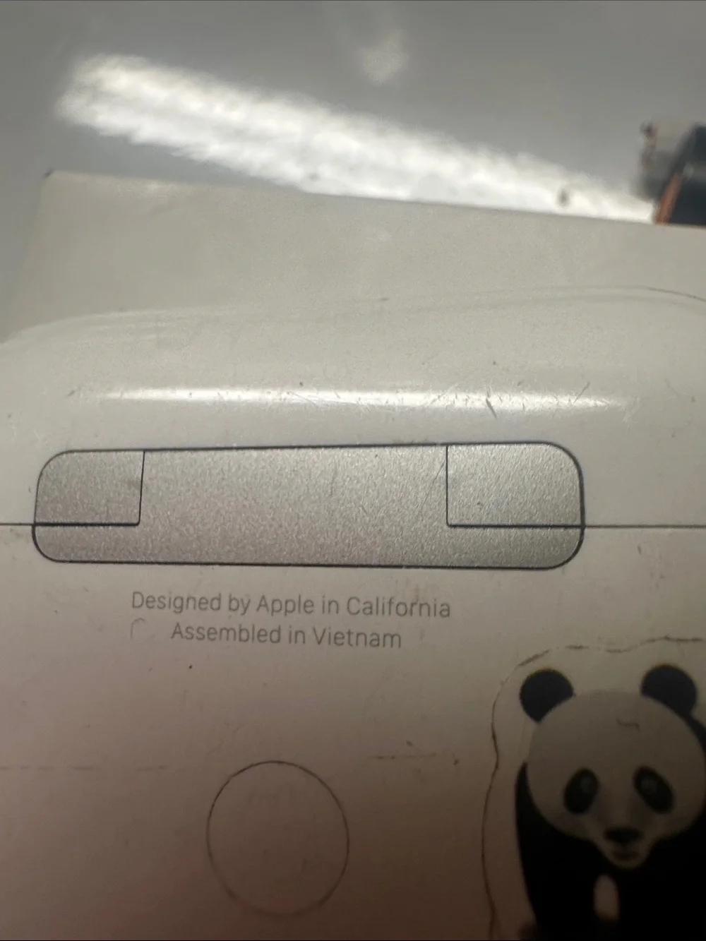 Apple White Wireless with Charging Case Pro 2 only right bud